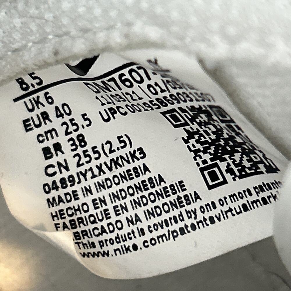 Nike Dunk High SE Pearl Studs Jewel Low Triple White DM7607-100 Womens 8.5 - Picture 10 of 11